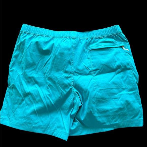 North face trunk shorts - Picture 2 of 3